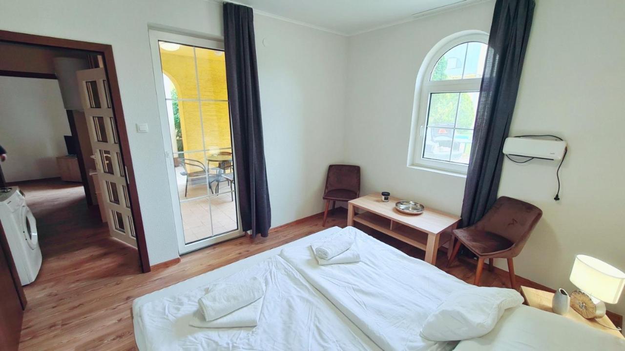 Blathy Apartman Siofok Exterior photo